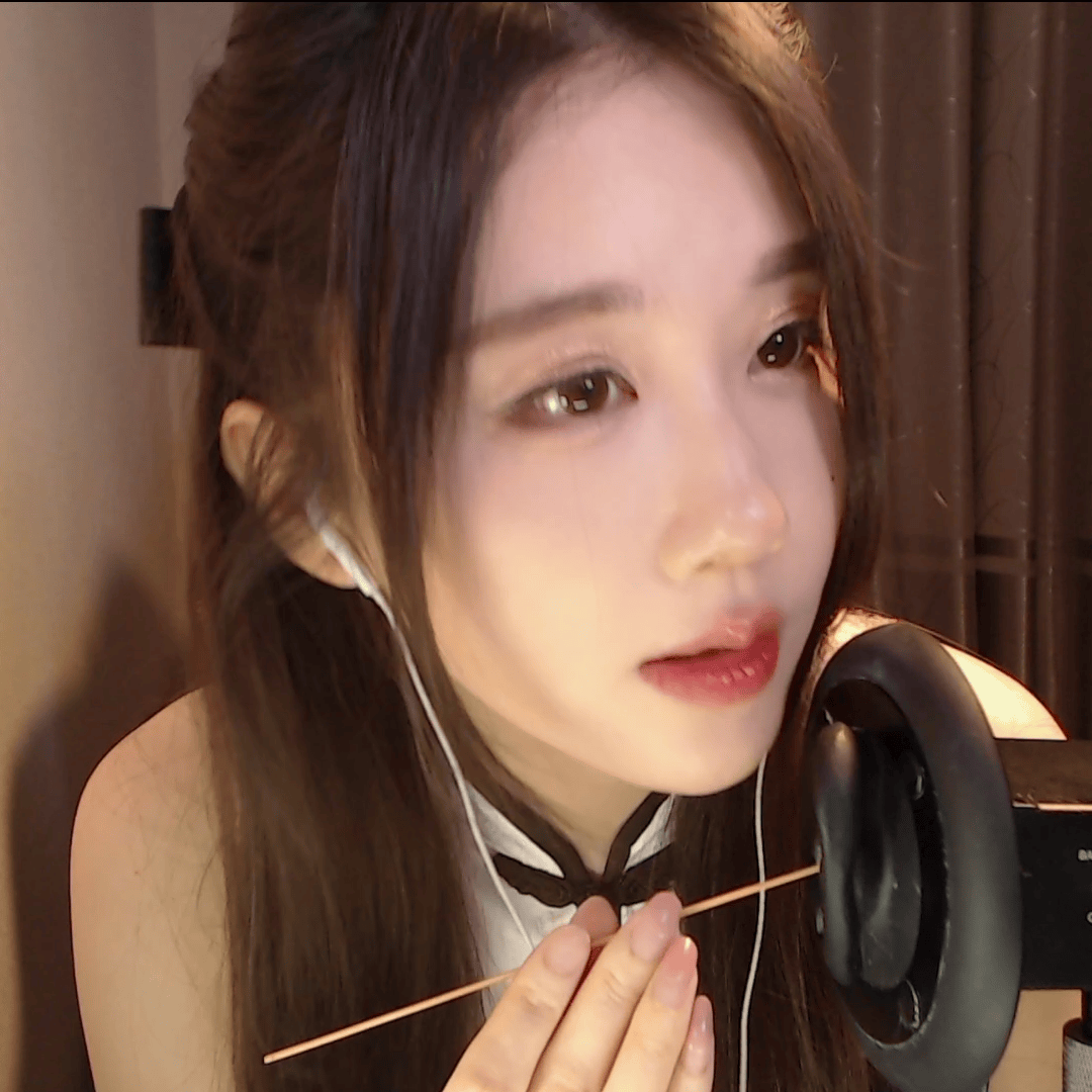 九游体育下载-【助眠福利】今晚悄悄跟你说~戴上耳机一起来听吧~